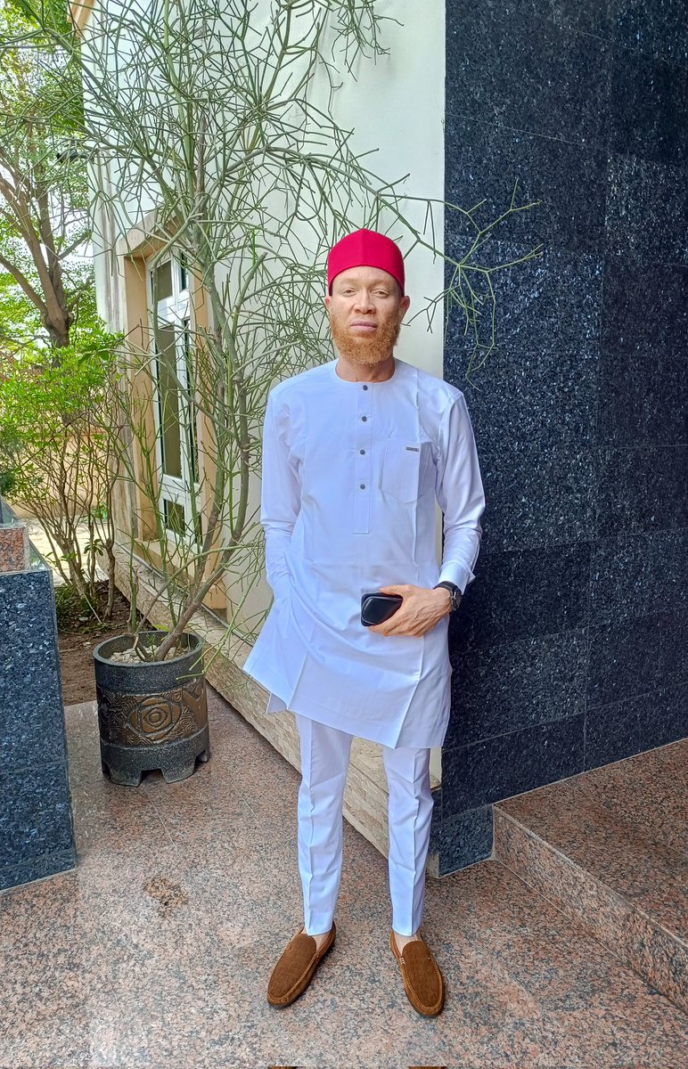 2TwentyTwo222's tweet image. A proud Igbo man. 
#Igboamaka
#LagosIgboHangout
