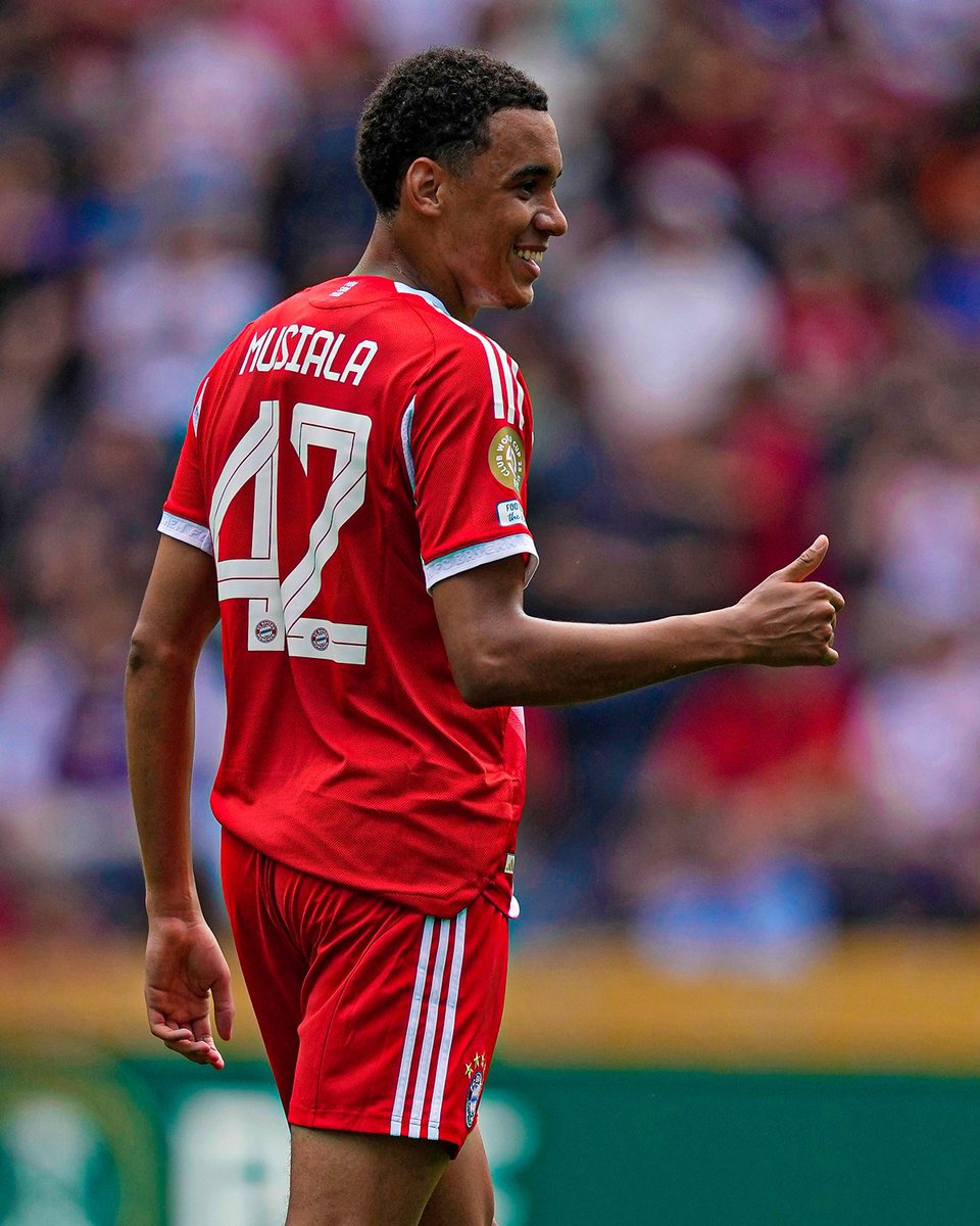 3 mois d’absence.
Il revient et claque un triplé en 17 min
Tu nous as trop manqué jamal 💎