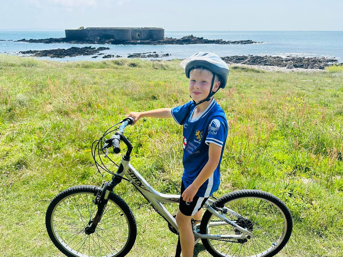 AlderneyFC's tweet image. Thank you to everyone who sponsored Benj on his ride today for the Mini Nomads.
- An incredible £2000+ raised!
- 9.1 miles rode by these little legs!
There is still time for any final donations to be made!
gogetfunding.com/alderney-footb…