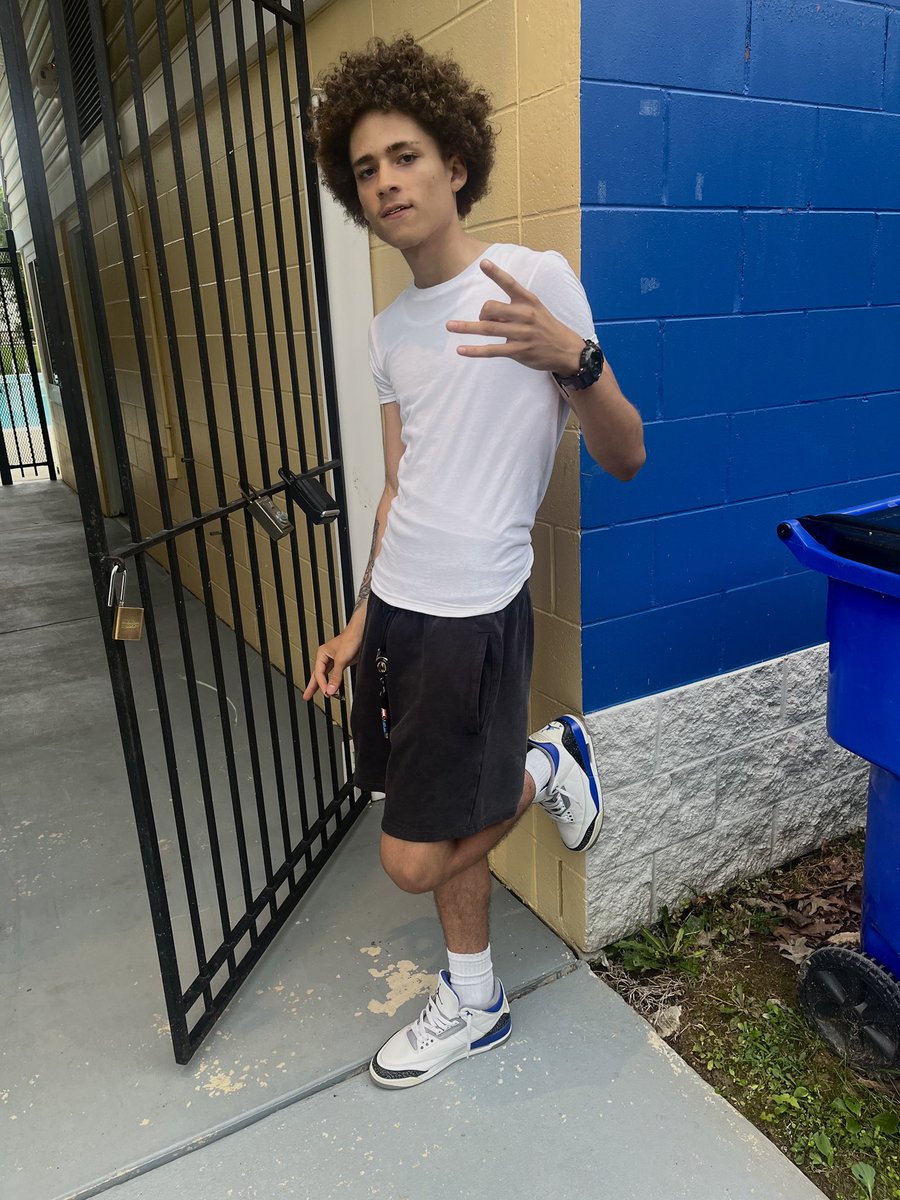 0Motion_'s tweet image. 🚶🏽‍♂️