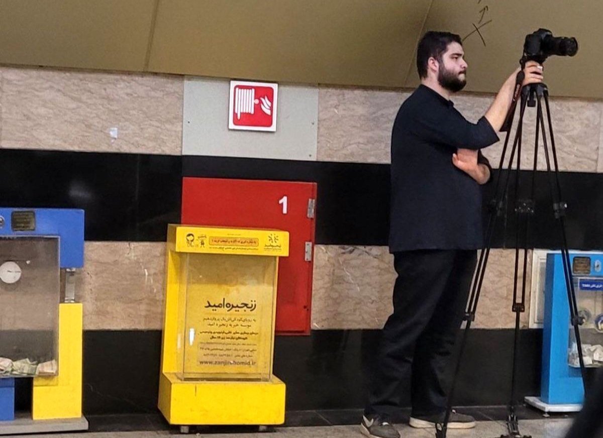 کاش با این دوربین‌ها به جای بی‌حجاب‌ها عده‌ای منافق خرابکار و وطن‌فروش رو شناسایی می‌کردن :)))))