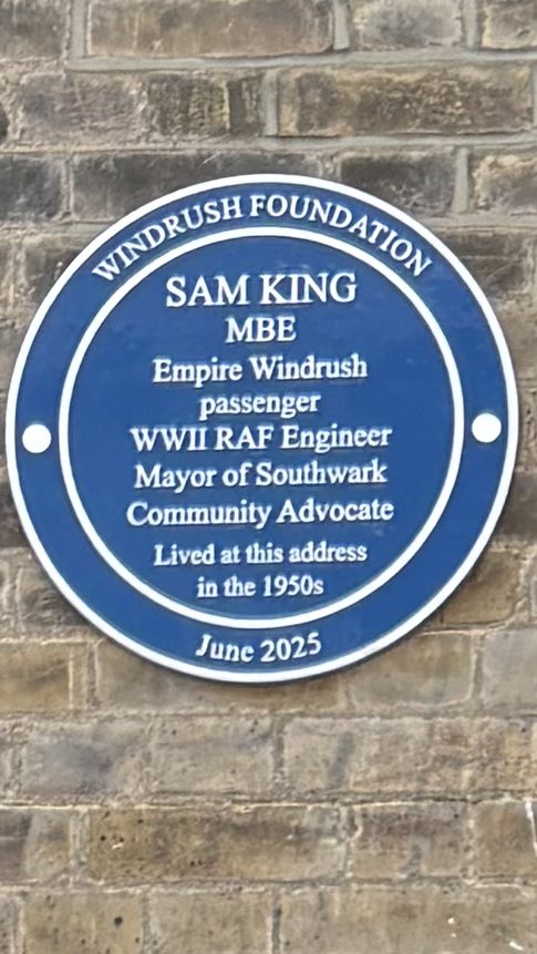 evenor23's tweet image. Honoured to have met Sam King MBE - a true trailblazer. From RAF veteran to Southwark’s first Black mayor, he championed equality and culture.
A Blue Plaque in Camberwell now honours his legacy.
We stand on his shoulders. ❤️
