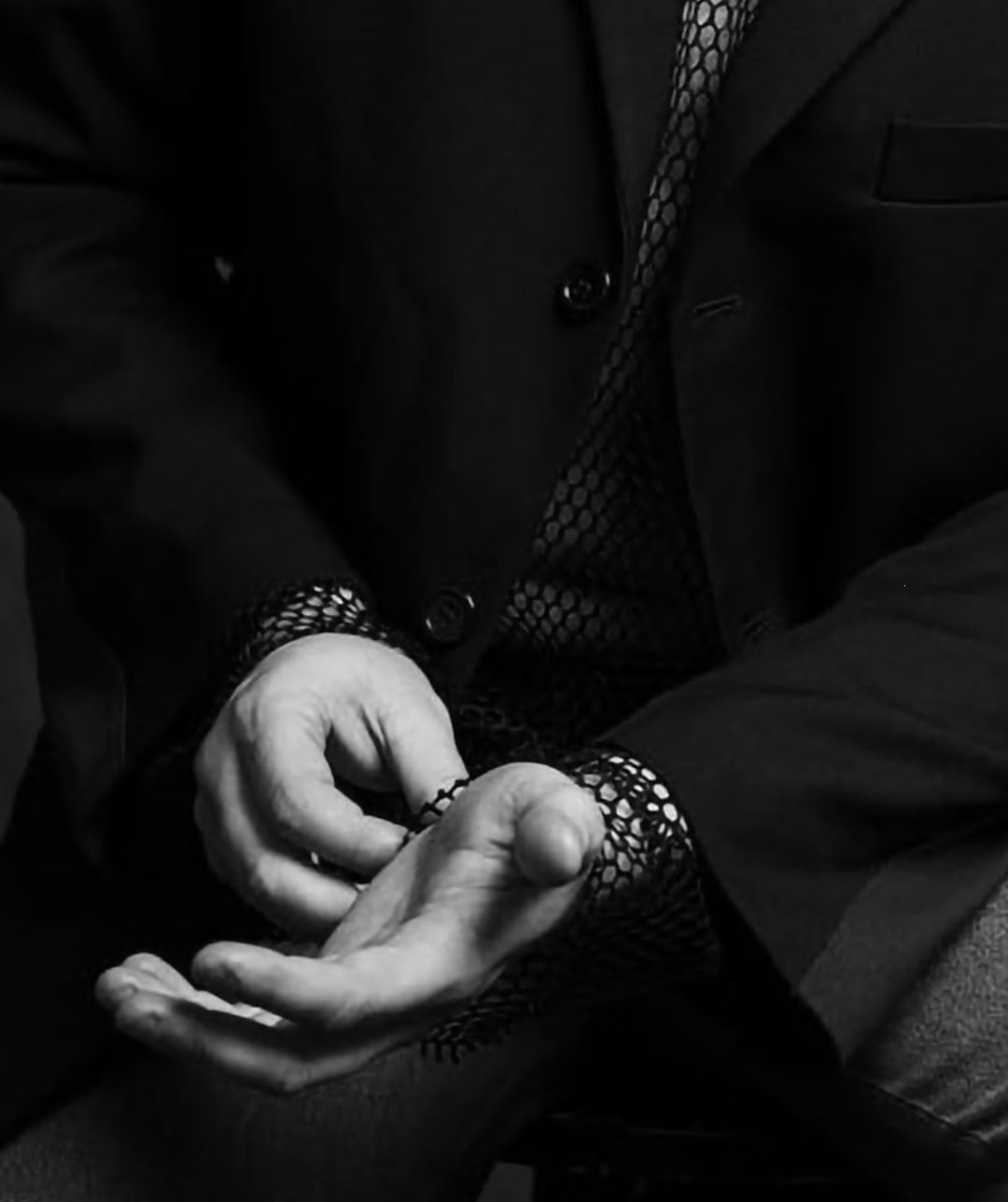 Tummy + hands, im gone