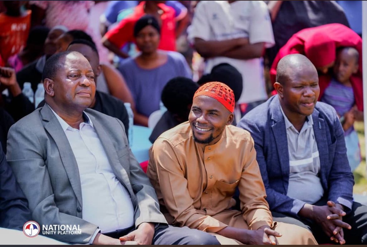 mycoshades's tweet photo. The smile speaks it all. You deserve the card , Mayor Envumuulo ✊✊✊ #Magala Umar
Ekimala kimala.
#Magunda Micheal
#Omuvubuka we’Kawempe ✊✊
@Magalaomar @NUP_Ug @HEBobiwine https://t.co/zsGw6mvzd2