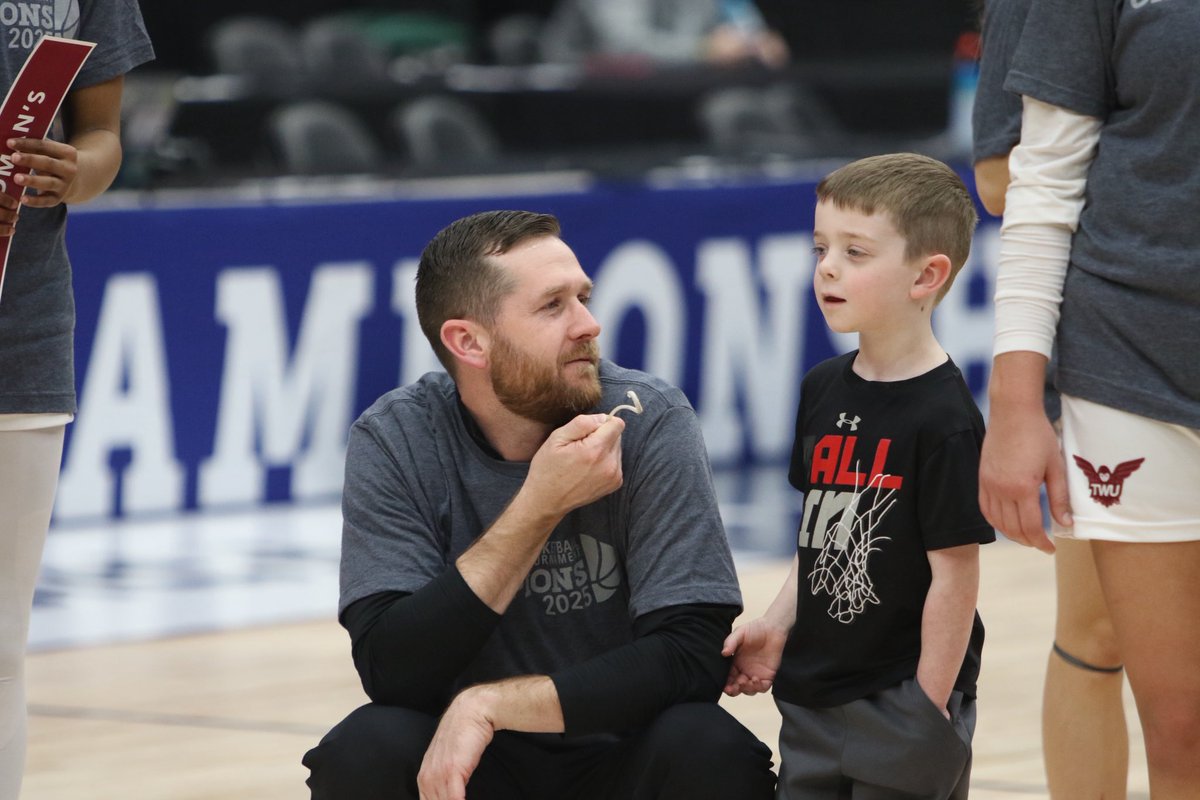 Texas Woman's Pioneers tweet media