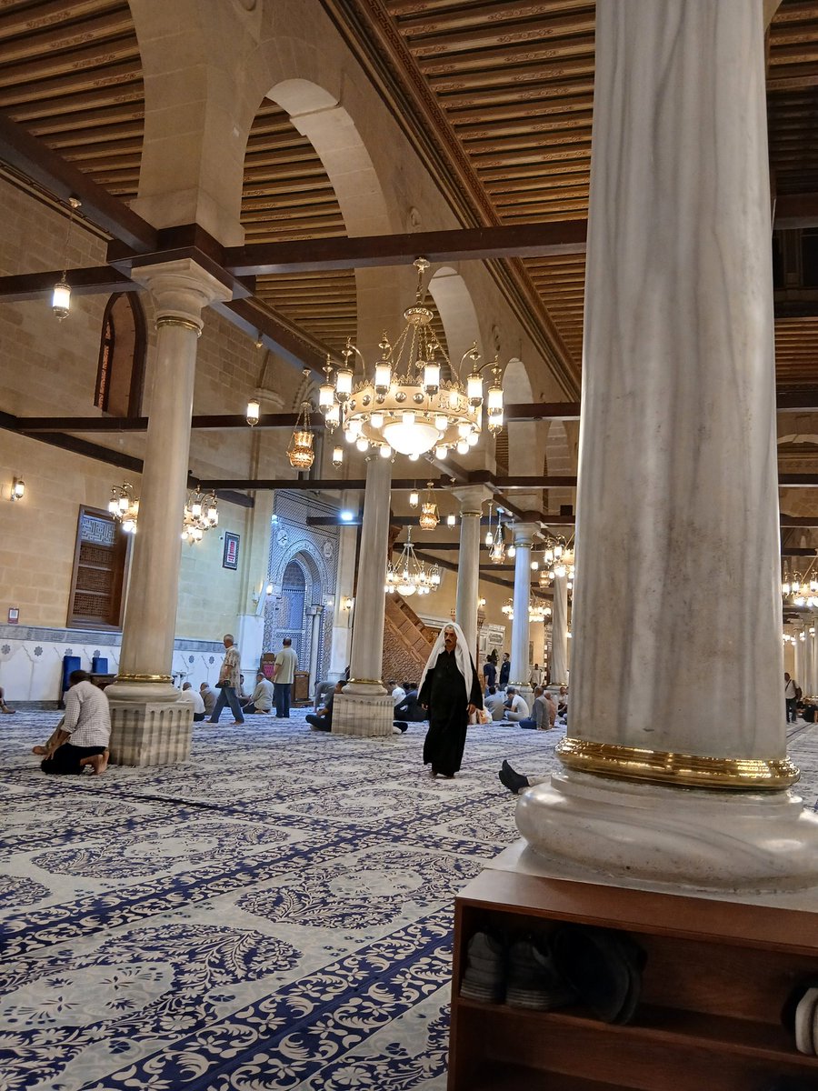 صلاة العشاء
من مسجد الإمام الحسين ❤️