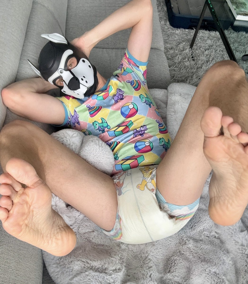 Any daddy’s wanna change a big soggy baby on Daddy’s Day? ☺️