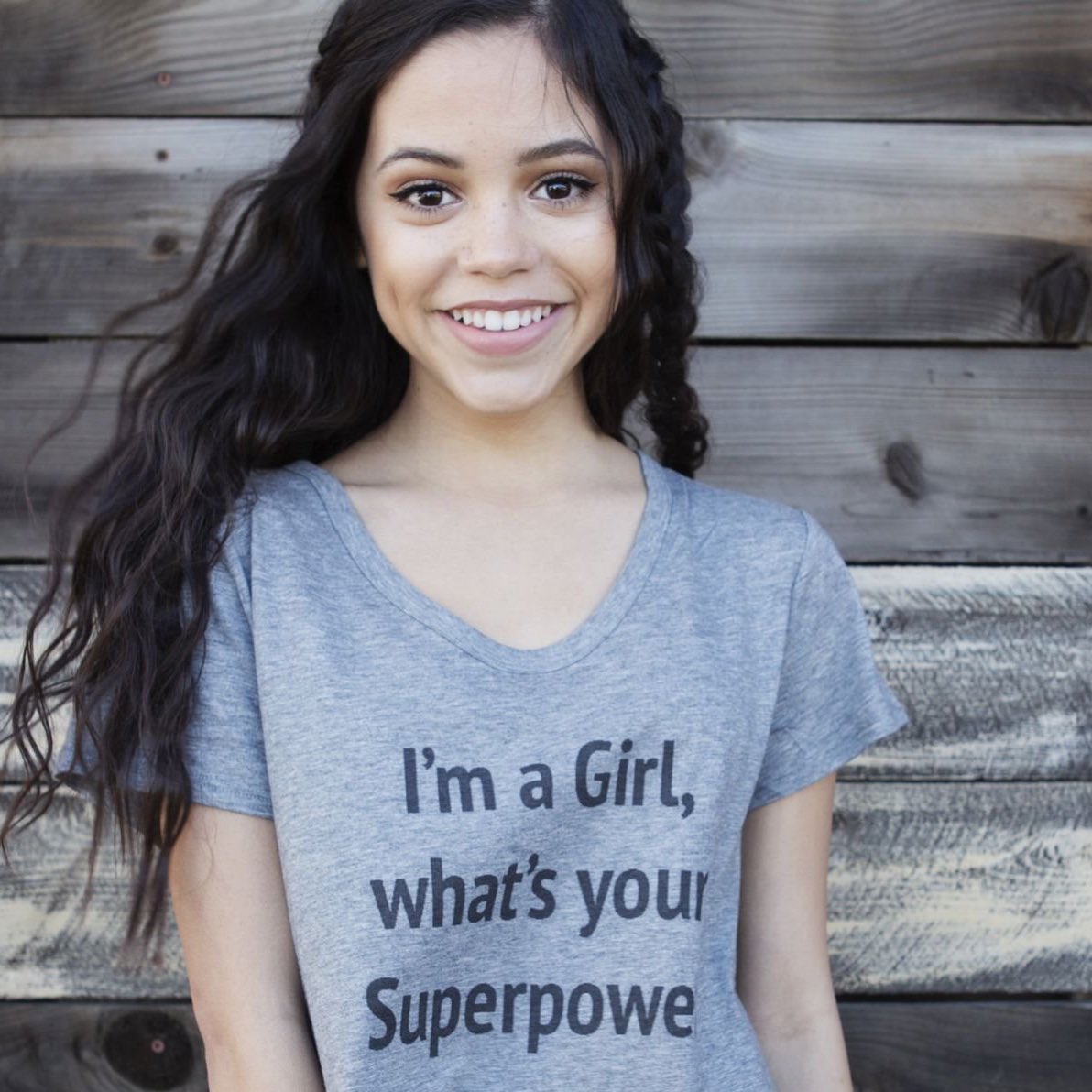 I really hope they give technician the same 20 meter silent buff that pharmacy got cus these two are the only perks with that feature