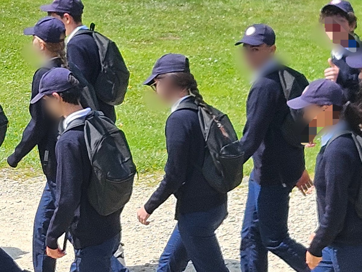 ChristVdbPro's tweet image. Les classes engagés du lycée ont participé au séjour de cohésion du SNU. À cette occasion, ils ont pris part à de nombreux ateliers, notamment sur le self-défense et la prévention de la radicalisation. Un séjour enrichissant et inoubliable pour  les participants. @academielyon