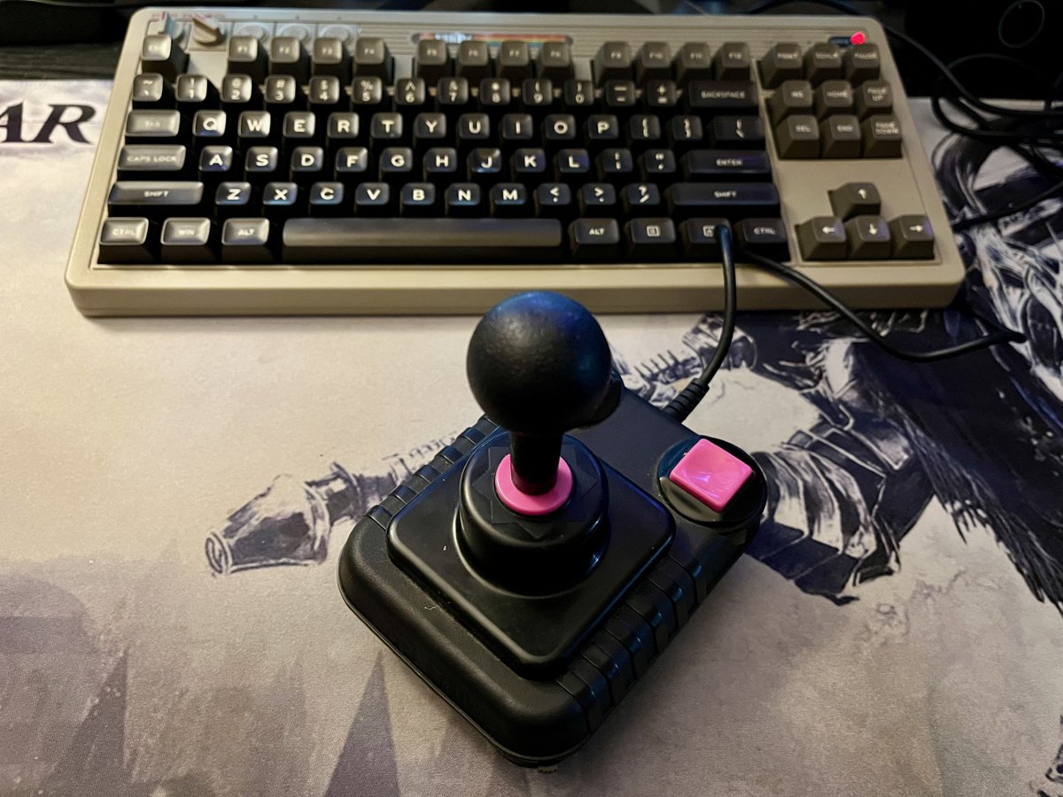 _CharlieFar's tweet image. Zipstik and C64 8BitDo are ready and able to play some classic C64 games and requests shortly for MiSTer Sunday!
8pm UK
twitch.tv/charliefar