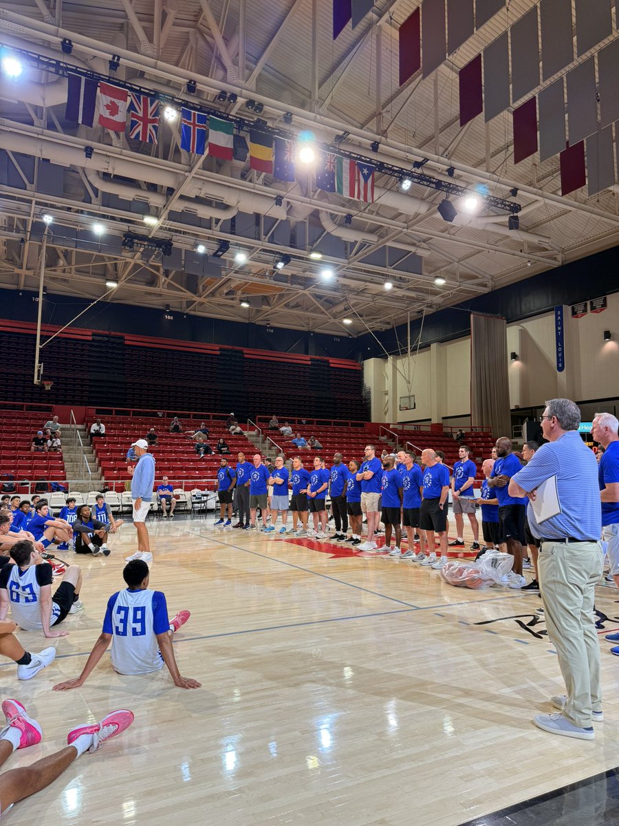 And that's a wrap on Jay Bilas Skills Camp 2025! 👏

The effort, heart and energy from staff to campers was unmatched. It was such an amazing week of camp! 

Thank you campers, coaches and staff for all of your #workhardwork this week!

Never delay gratitude. 

#JBSC25 🔵⚫️🏀