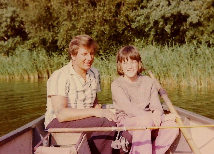 IanBourneArt's tweet image. Me and my Dad, in the carefree days of beige and brown and clothes that generated electricity.
Me about to show my incompetence at fishing. Again.
He loved his profanity, so Happy Fucking Fathers Day, Dad.
Miss you x