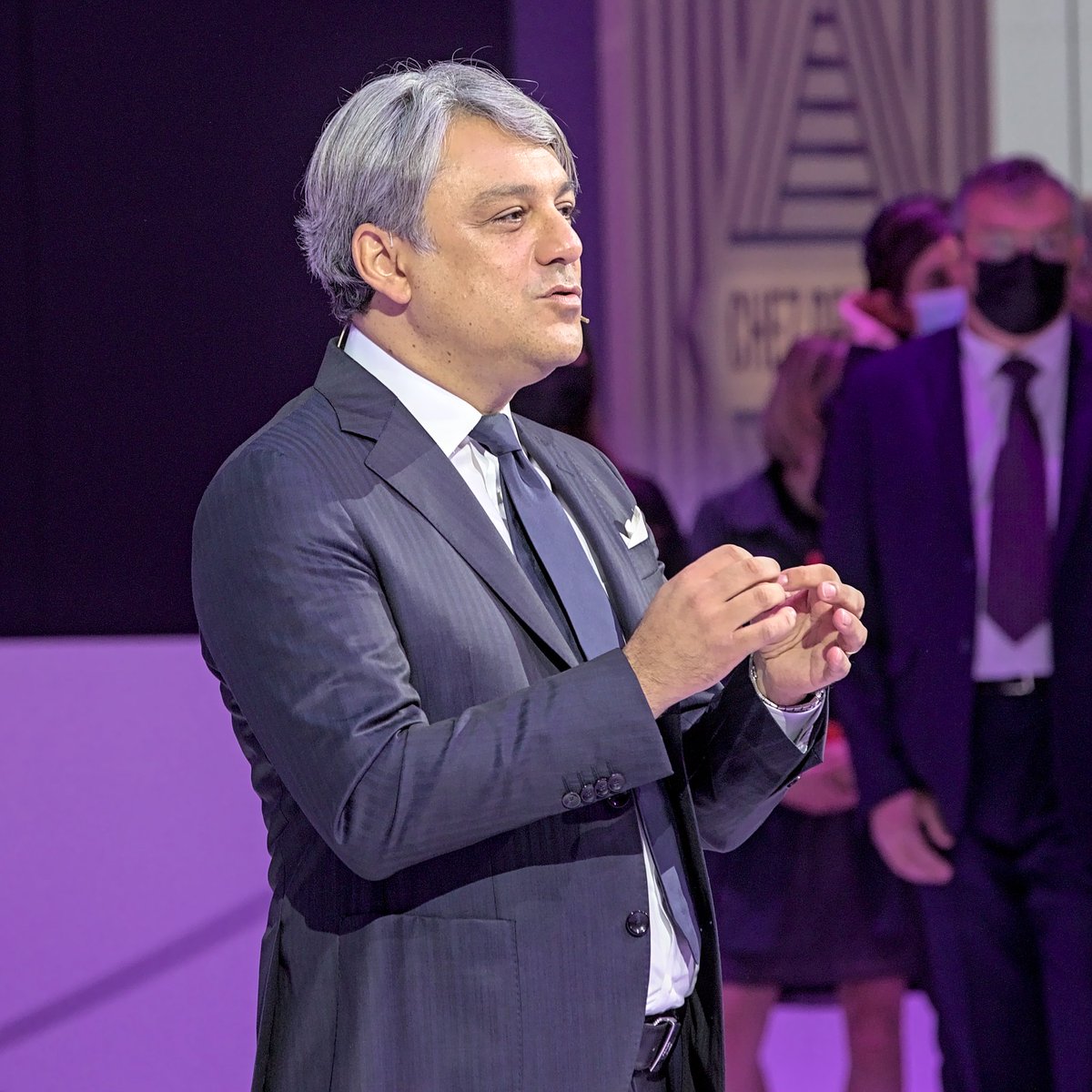 🚨 ¡¡OFICIAL!! 🚨

Luca de Meo CEO del Grupo Renault deja la compañía, de manera inesperada, el 15 de julio. Toda la info en <a href="/AutoFmRadio/">AutoFM</a>