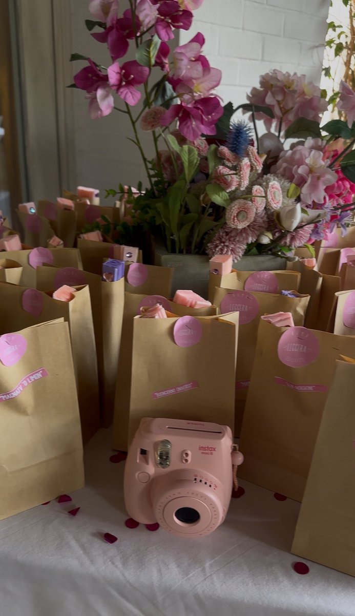 Grazie a tutti per essere venuti 🌸🤍

#shailenzo #leggera