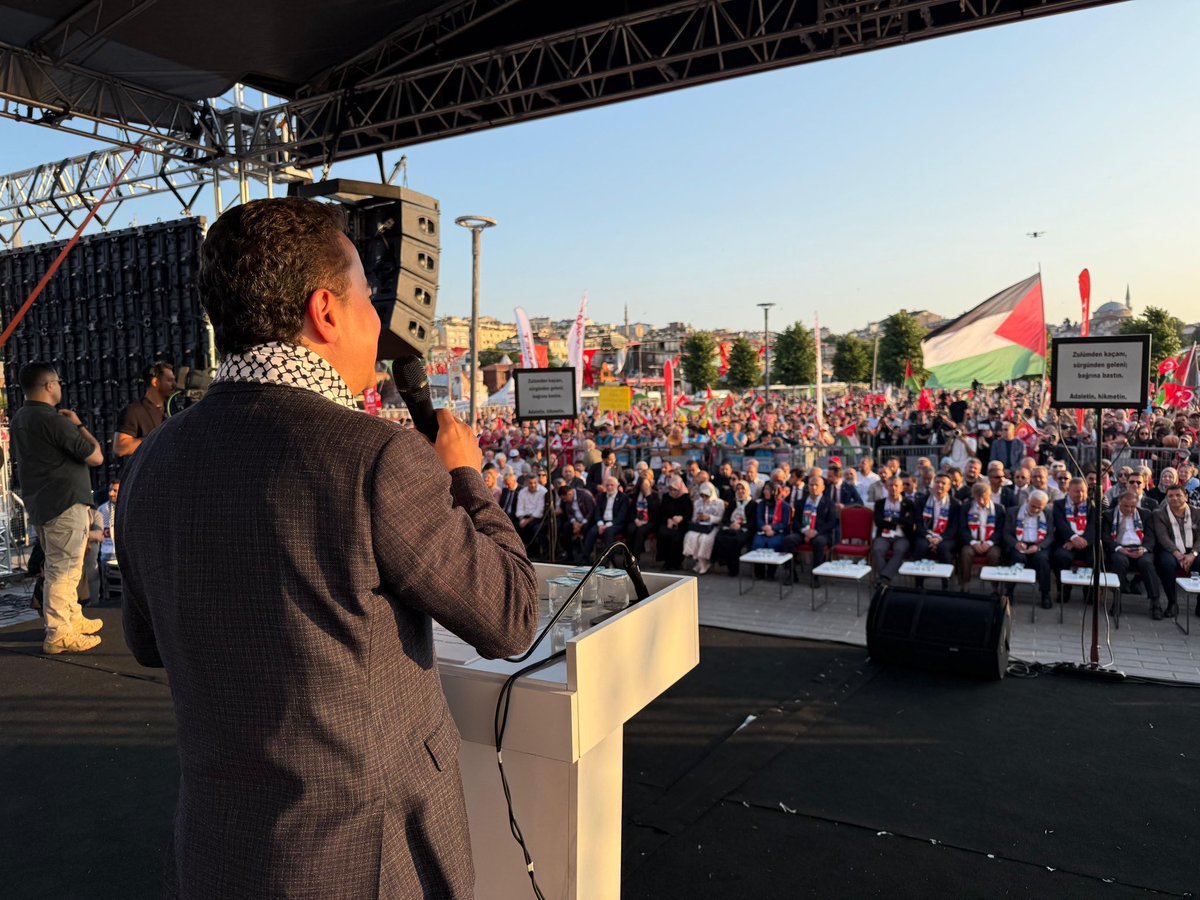 Genç Deva Esenyurt (@gencdevaesnyurt) on Twitter photo 📢 Gençlik Susmaz! Gazze İçin Ayaktayız!
Esenyurt Gençlik Çalışmaları Birimi olarak, İstanbul’da düzenlenen “Özgür Gazze” mitingine katıldık.
Zulmün karşısında susmayan, adaletin ve insan haklarının yanında duran gençler olarak oradaydık.
Gençliğin vicdanı Filistin’in yanındadır 📢 Gençlik Susmaz! Gazze İçin Ayaktayız!
Esenyurt Gençlik Çalışmaları Birimi olarak, İstanbul’da düzenlenen “Özgür Gazze” mitingine katıldık.
Zulmün karşısında susmayan, adaletin ve insan haklarının yanında duran gençler olarak oradaydık.
Gençliğin vicdanı Filistin’in yanındadır