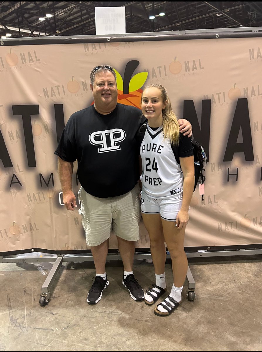 Upper Iowa Women's Basketball tweet media