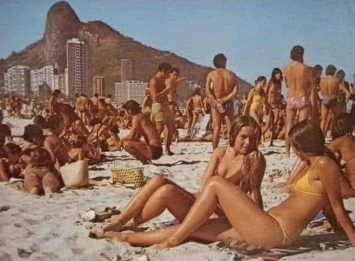 La playa en los años 70. Ni un gordo
