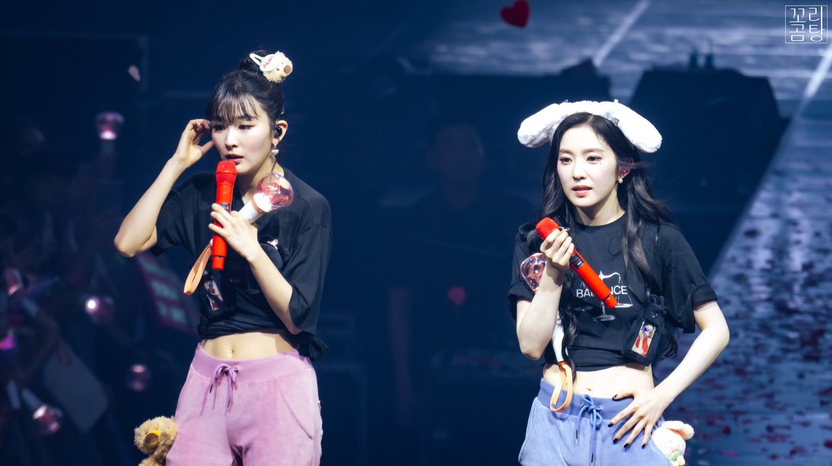250615 아슬 콘서트 BALANCE 

뭐, 달라고요?

#레드벨벳 #Irene #아이린 #SEULGI #슬기 #RedVelvet_IRENE_SEULGI