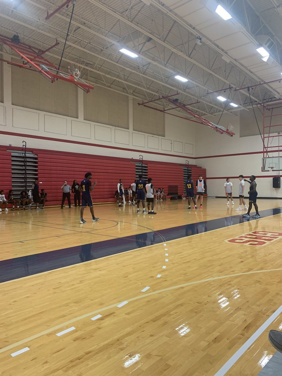 Burkburnett Dunkin Dogs (@bbdunkindogs) on Twitter photo The Dunkin Dogs came up short today in the championship game, losing in a rematch to La Marque by 4 points. We finished the 2 day tourney 6-1, defeating State Champs, Kennedale this afternoon in the semifinal game. #NPH!! <a href="/Tabchoops/">ππΌπ½πΎππ</a> The Dunkin Dogs came up short today in the championship game, losing in a rematch to La Marque by 4 points. We finished the 2 day tourney 6-1, defeating State Champs, Kennedale this afternoon in the semifinal game. #NPH!! <a href="/Tabchoops/">ππΌπ½πΎππ</a>
