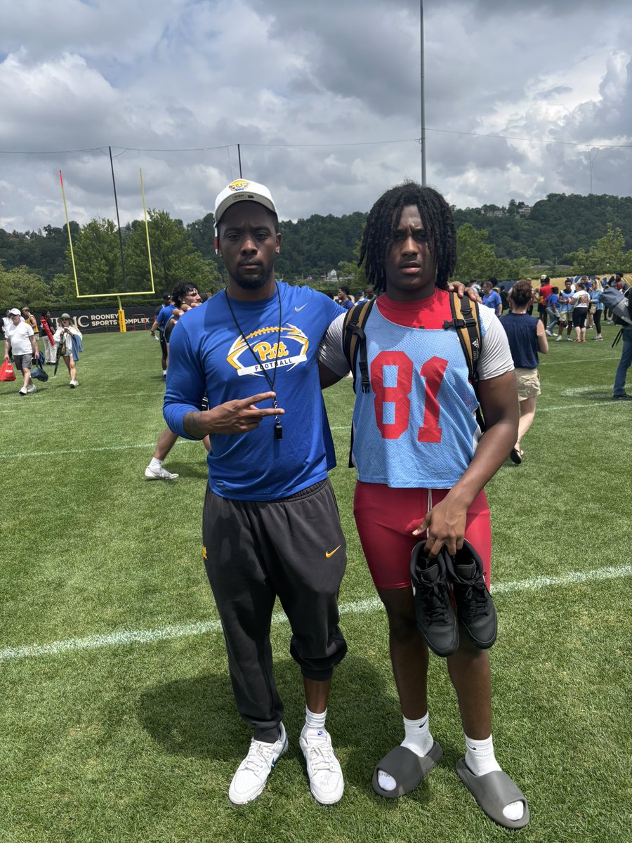 Ashtyn Anderson DE ‘27 (@aanderson2027) on Twitter photo Another GREAT camp at the University of Pittsburgh, Got some GREAT work in !
<a href="/TarblooderFB/">Glenville Tarblooders Football 🏈</a> <a href="/Coach_Seumalo/">Joe Seumalo</a> <a href="/CoachFee615/">Tj Minnifee</a> <a href="/coachdaoust/">Tim Daoust</a> <a href="/AllenTrieu/">Allen Trieu</a> <a href="/Coach_MikeRob/">Mogul Mike</a> <a href="/adamgorney/">Adam Gorney</a> <a href="/SWiltfong_/">Steve Wiltfong</a> <a href="/MohrRecruiting/">Brian Mohr</a> <a href="/Mark__Porter/">ScoutingOhio.com - 247 Sports - Bucknuts</a> Another GREAT camp at the University of Pittsburgh, Got some GREAT work in !
<a href="/TarblooderFB/">Glenville Tarblooders Football 🏈</a> <a href="/Coach_Seumalo/">Joe Seumalo</a> <a href="/CoachFee615/">Tj Minnifee</a> <a href="/coachdaoust/">Tim Daoust</a> <a href="/AllenTrieu/">Allen Trieu</a> <a href="/Coach_MikeRob/">Mogul Mike</a> <a href="/adamgorney/">Adam Gorney</a> <a href="/SWiltfong_/">Steve Wiltfong</a> <a href="/MohrRecruiting/">Brian Mohr</a> <a href="/Mark__Porter/">ScoutingOhio.com - 247 Sports - Bucknuts</a>