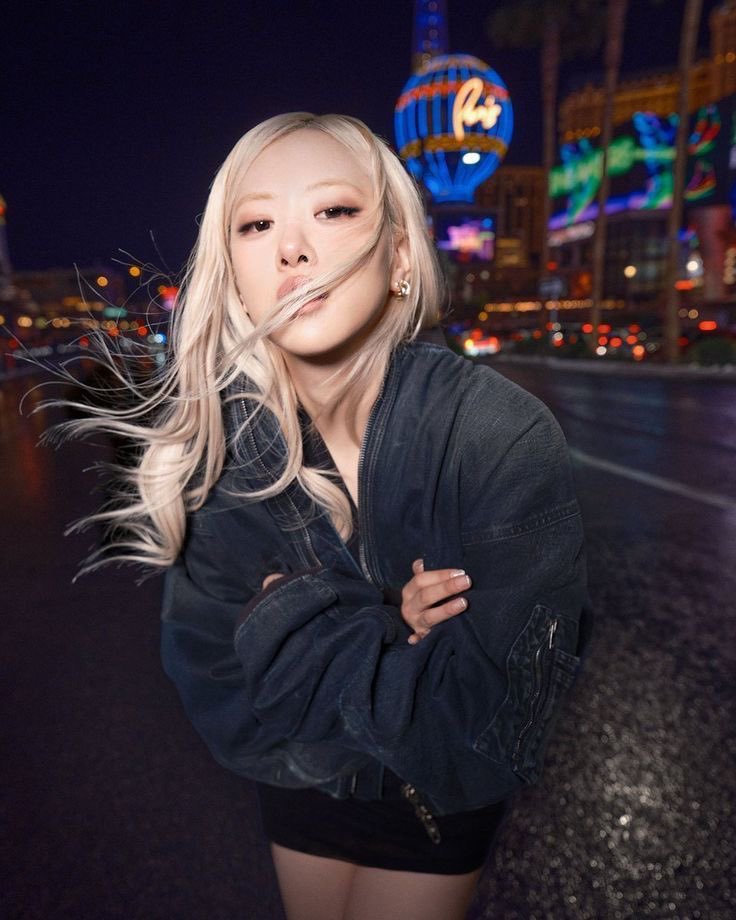 at the f1 movie album listening party, there was a drink named after rosé’s song “let’s get messy” 🥂