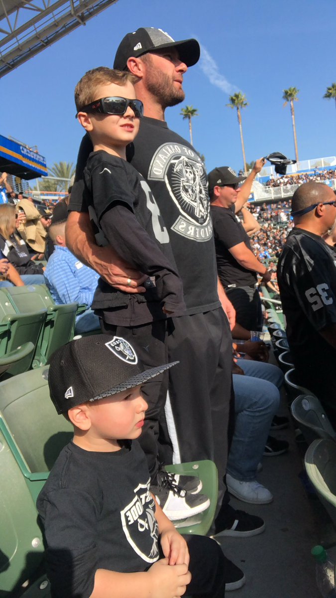 I have the Best Job in The World. Only thing Better is being a Dad to My #BKTeam 🔥
#RaiderNation <a href="/BBruddahs/">Blot Bruddahs</a>