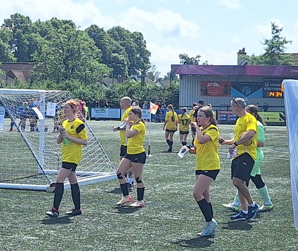 🏆 WINNERS 🏆

Well done to our U13 Bee's lifting the silverware at the Alton Tournament, the girls were brilliant 👏👏👏💛🖤

kit sponsor: Convert Extend Develop &amp; Krystal Kitchens 

Club Partner: <a href="/AtsGroup19/">Ats Group</a>

#tadleycallevayouth #tadleycalleva #TCYFC #TournamentTime #winners
