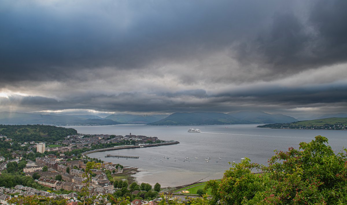 Gregor Roach (@gregoreroach) on Twitter photo Lyle Hill, Greenock, Silver Spirit cruise ship leaves for Stornoway #Greenock #Inverclyde #Scotland #shipping <a href="/discinverclyde/">Discover Inverclyde</a> <a href="/VisitScotland/">VisitScotland</a> <a href="/SixStarCruises/">Six Star Cruises</a> Lyle Hill, Greenock, Silver Spirit cruise ship leaves for Stornoway #Greenock #Inverclyde #Scotland #shipping <a href="/discinverclyde/">Discover Inverclyde</a> <a href="/VisitScotland/">VisitScotland</a> <a href="/SixStarCruises/">Six Star Cruises</a>