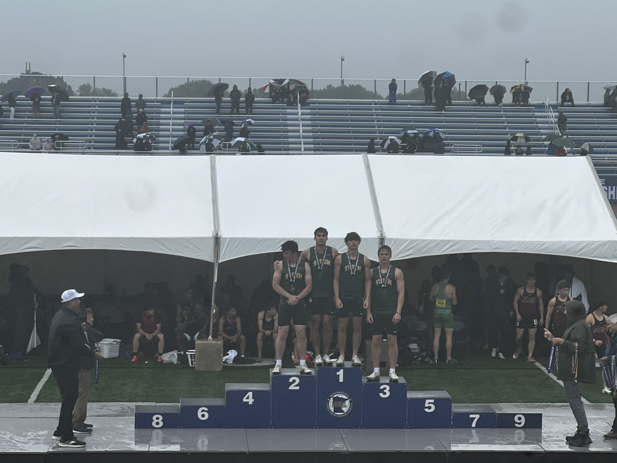 showtime_wink's tweet image. happy to have competed at State Track Finals with my 4x1, also ran the 100m in prelims