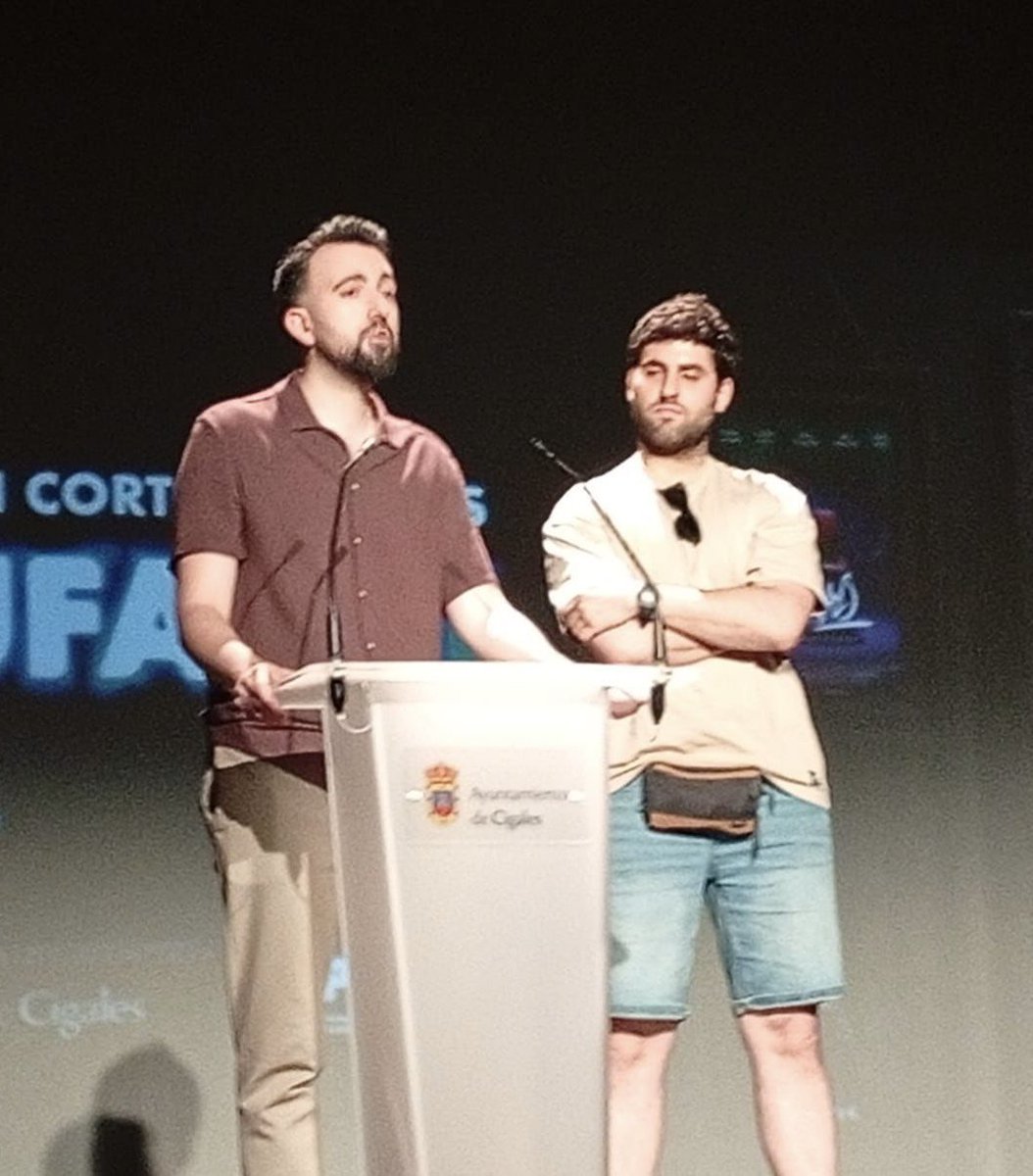 Anoche estuvimos en Cigales para la primera sesión de #PUFACYL. Nuestro codirector David Pérez presentó una selección de los mejores cortos de #PUFA2024, a la que también asistieron Sergio Pereda y Jesús Ruiz de #LasFinals. ¡Gracias a todos los que nos acompañasteis! 👻