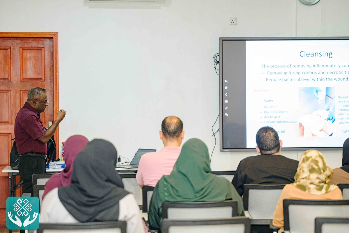 Consultant Subspecialty in Plastic and Reconstructive Surgery and renowned Advanced Wound Care Specialist, Dr. Mohamed Waheed facilitated a session titled Advanced Wound Care Training and Updates for the KRH surgeons and Wound Care Team during the Surgery Camp collaboratively