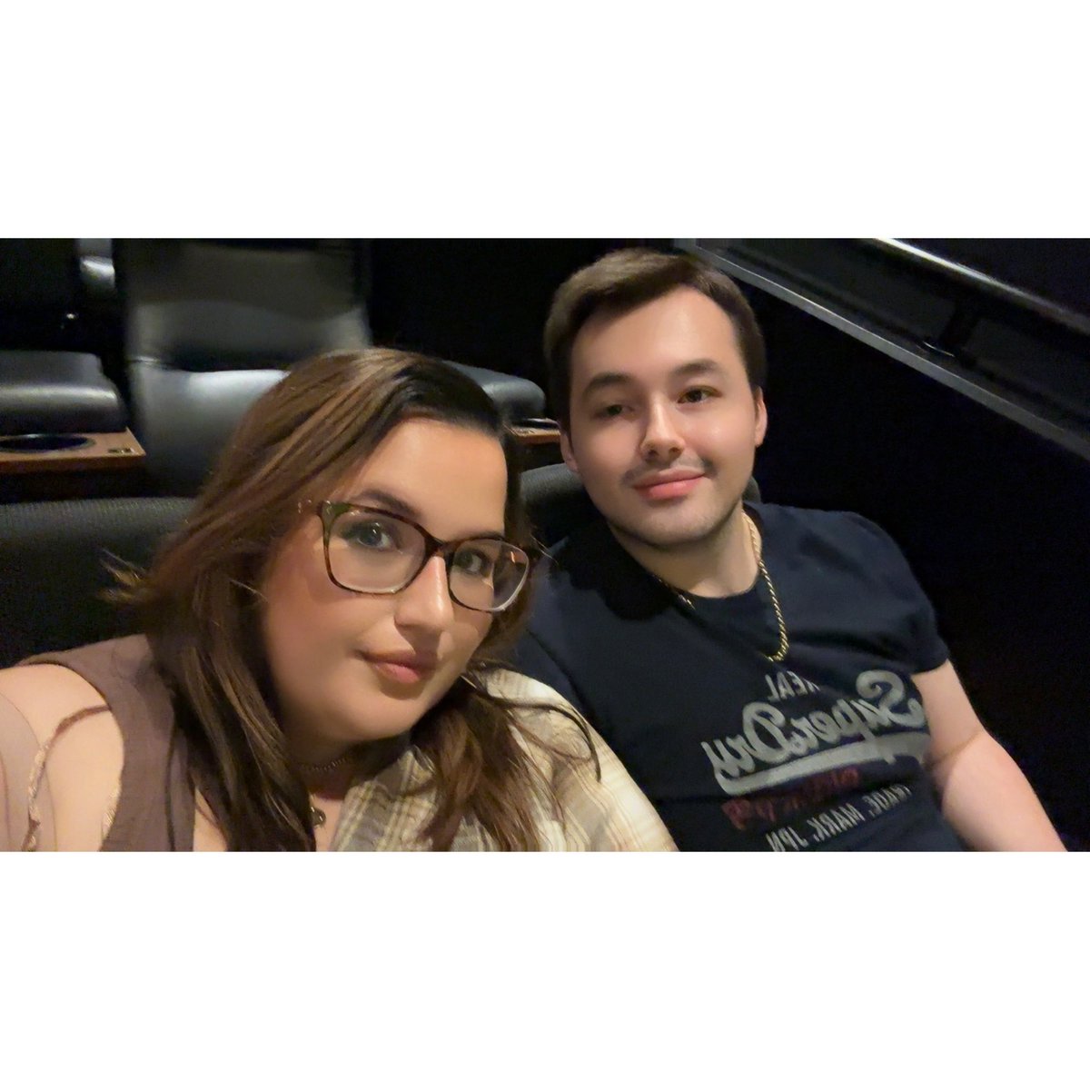 ChelsieHun_'s tweet image. Love you @MikeCobra_  ❤️❤️