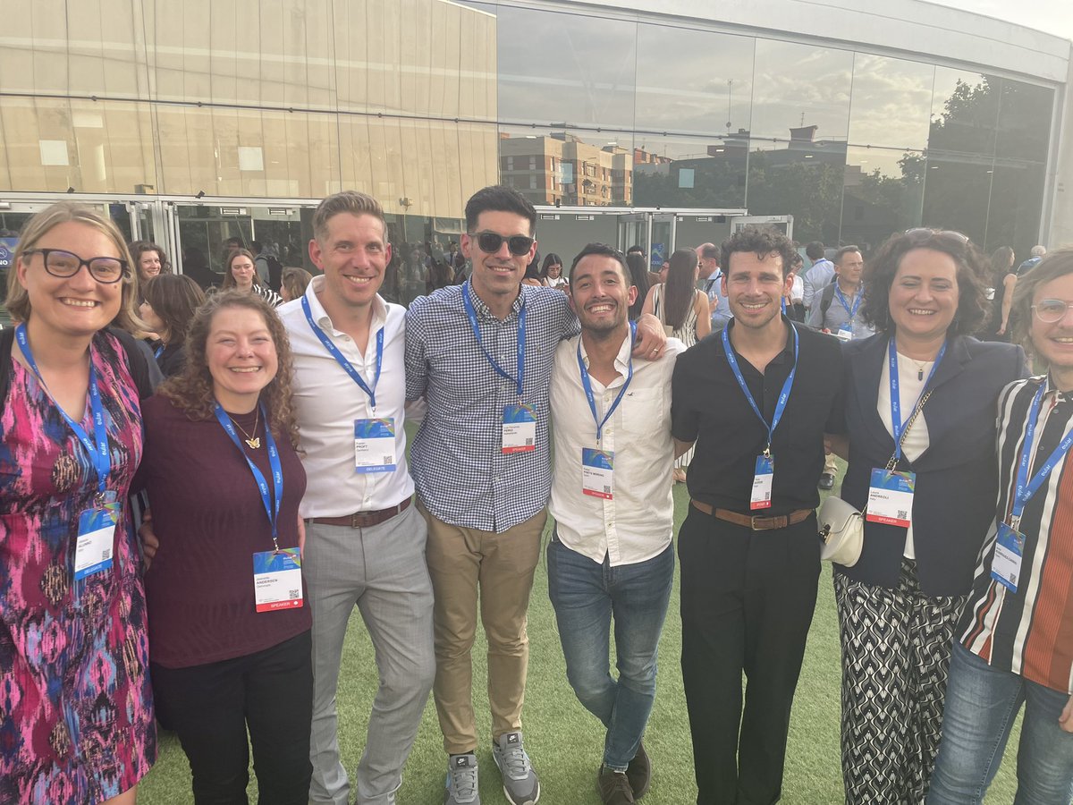 javierrcarrio's tweet image. It’s been another wonderful #EULAR2025 congress week. Tons of science, interesting projects, meetings & sessions.
But beyond that, many familiar faces, get together(s), vibrant moments, & networking. Thank you all for making it possible. Looking forward to #EULAR2026 in London