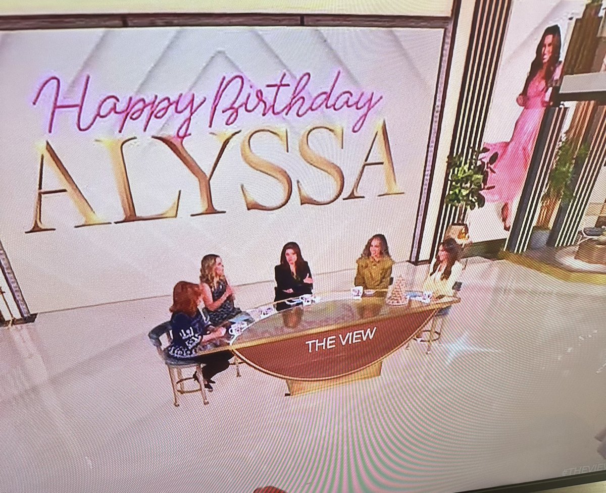 Judy Farah 📇👩🏼‍💻 tweet media