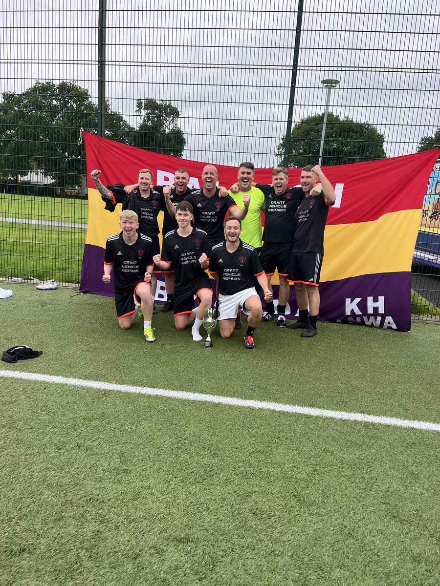 Well the final farewell did not disappoint. What a day from start to finish 👏🏻💚 managed to raise over £3000 for SAMH. And this team winning it was something special. Thanks to everyone who has supported these games over the last 10 years 💚 

<a href="/BallochBrigada/">Balloch Brigada</a>