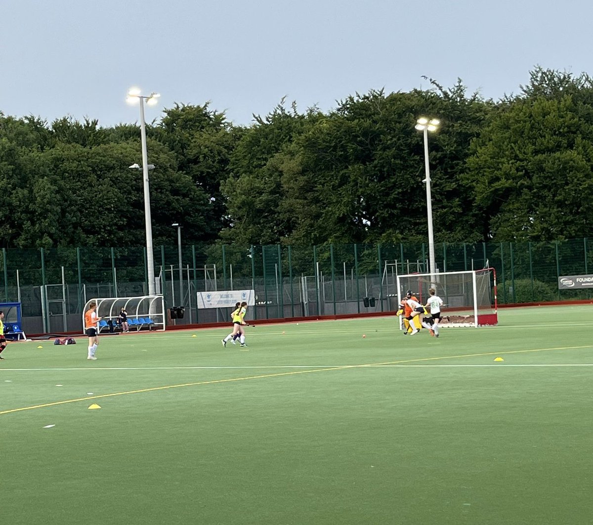 WY high performance (HP) sessions concluded for the season on Friday. WY HP coach <a href="/HorsfieldLucy/">Lucy Horsfield</a> was joined by England u21 star <a href="/pollock_minnie/">Minnie Pollock</a> for an attacking based session. Planning is already underway for next seasons expanded HP 💪💪🏑🏑