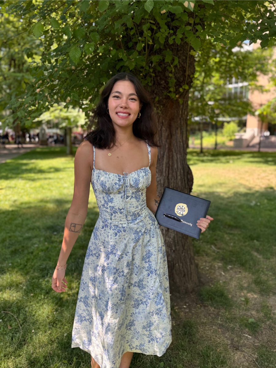 Anais_Neens's tweet image. I guess I’m officially a master of mathematics or something now