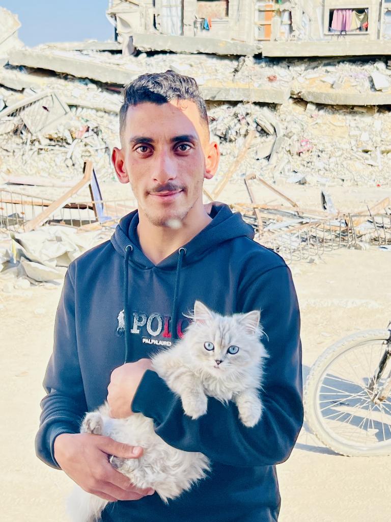 SuhailM27961's tweet photo. PLEASE DON'T SKIP ME :((
🥺

Extremely tired, If u see this post ..

spread it comment 🍉🇵🇸 or even a dot.👇
https://t.co/vPYlMNu0b3 https://t.co/PKVZjDXLv0