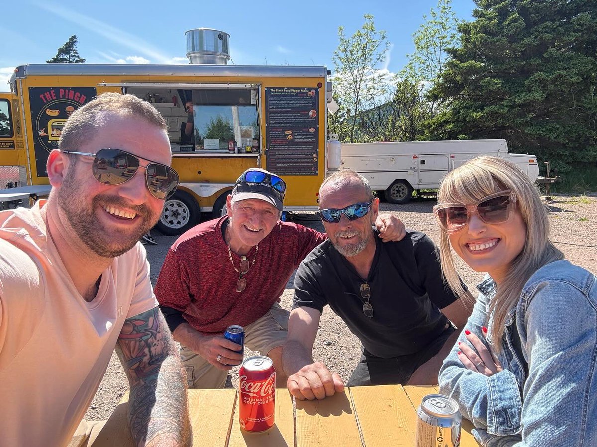 lorilydialove's tweet photo. Absolutely blown away by our visit to The Pinch Food Wagon in Cape Broyle! 🍔🔥 BEST burger any of us have ever had—juicy, flavour-packed, perfection. Huge love to Brian, Marissa &amp; the girls for the amazing food &amp; vibes! 🩷 GO. RUN. Tell them Lori-Lydia sent ya! 😋 #SupportLocal https://t.co/fQObcXzUeQ