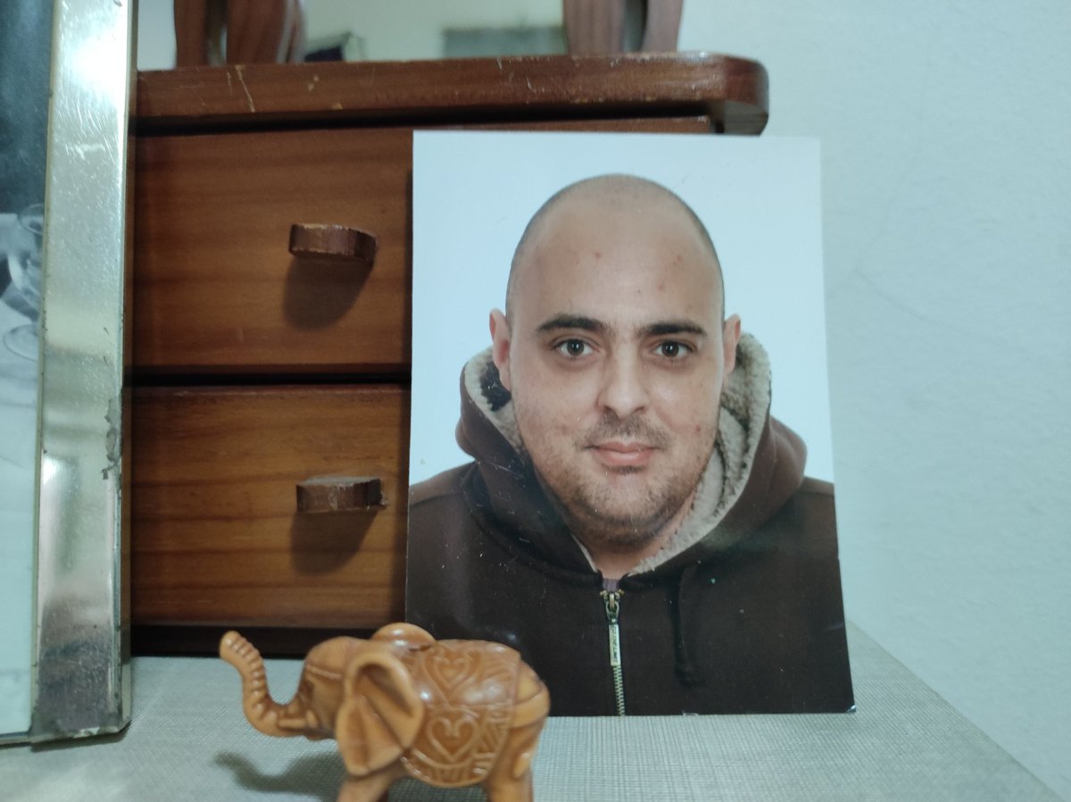 No existe un dolor más grande en la vida que tener que enterrar a un hijo, con un corazón bueno y mejores sentimientos, cuánto te echo a faltar hijo mío.😔💔💔