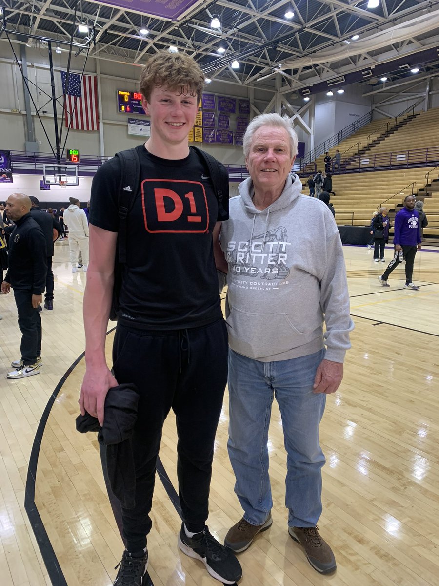 CULionsMBB's tweet image. Wishing a Happy Father’s Day to all the special men in our lives. 🦁🩵
#OnlyHere | #HappyFathersDay