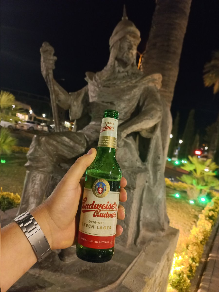 brightlime7's tweet image. #Geceye
#spontane