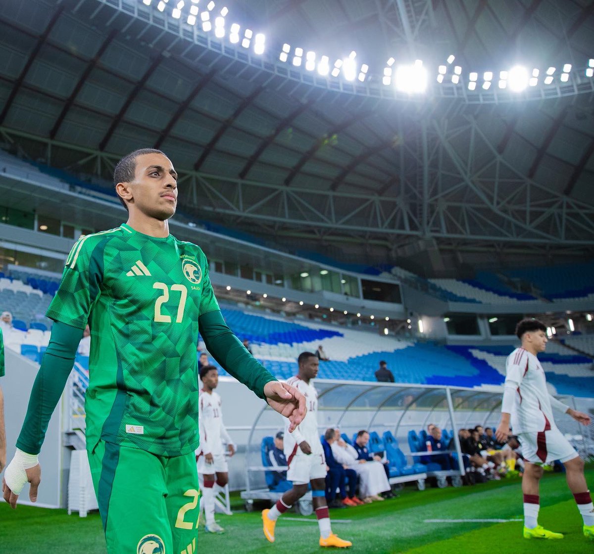 في بالي تساؤل للفترة القادمة وتحديداً في ملحق #كأس_العالم 
من سيكون في الطرف الأيمن
هذا المركز والذي اعتبره اكثر مركز متاح للتنافس عليه
عبدالرحمن العبود
همام الهمامي
ايمن يحيى
مهند آل سعد
مروان الصحفي
#الكأس_الذهبية فرصة مثالية لرفع حظوظهم في انتزاع المركز بالفترة القادمة.