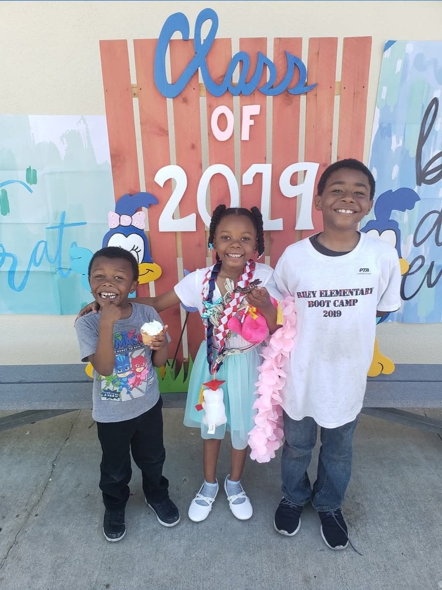 "A good father is one of the most unsung, unpraised, unnoticed, and yet one of the most valuable assets in our society." 

– Billy Graham
#FathersDay   #FathersDay