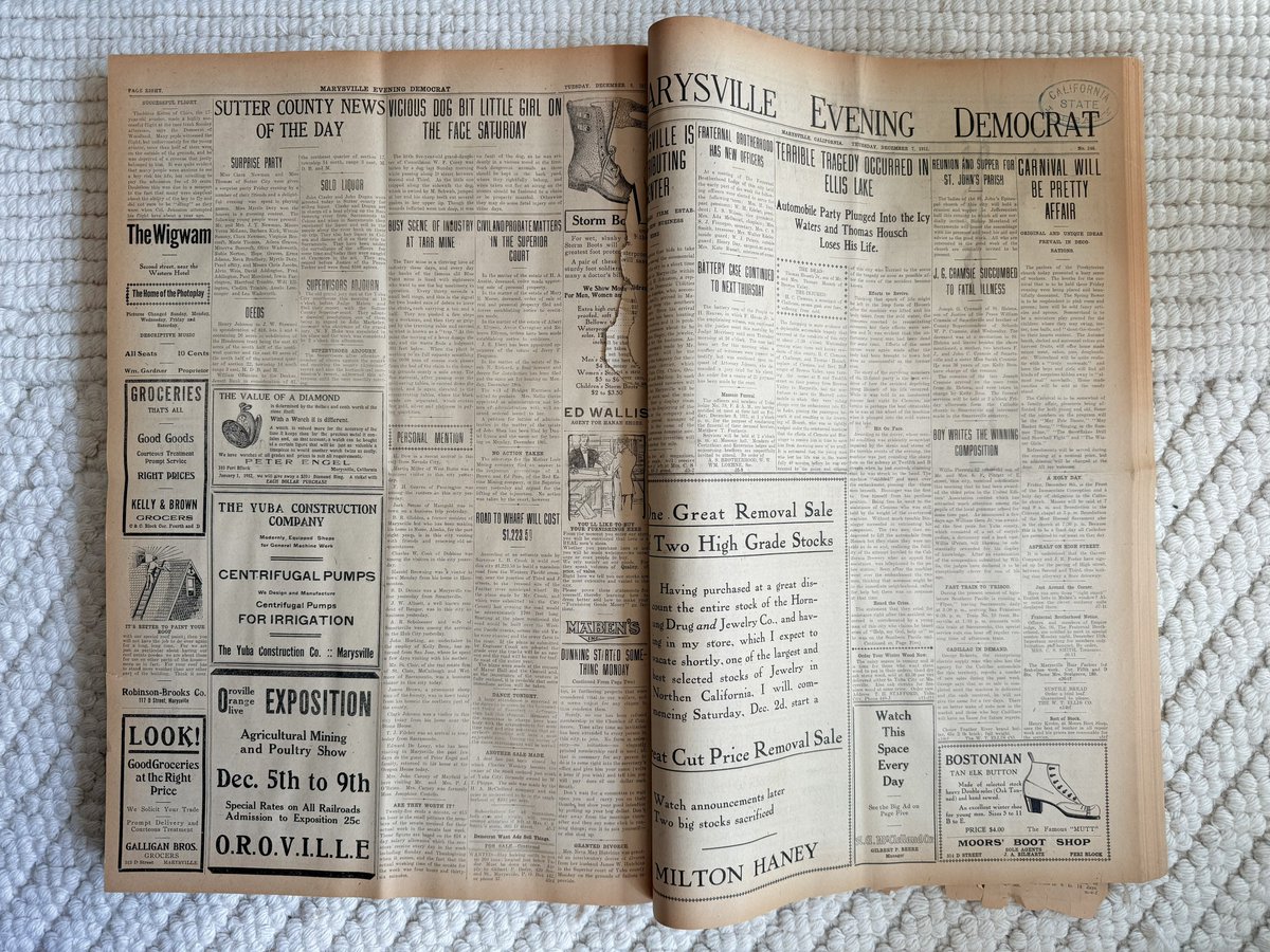 stephsmithio's tweet image. Friend of mine bought a stack of newspapers from 100+ years ago for $10.
Now when friends come over they can search for their birthday, and cut out/take home the news from over a century ago!