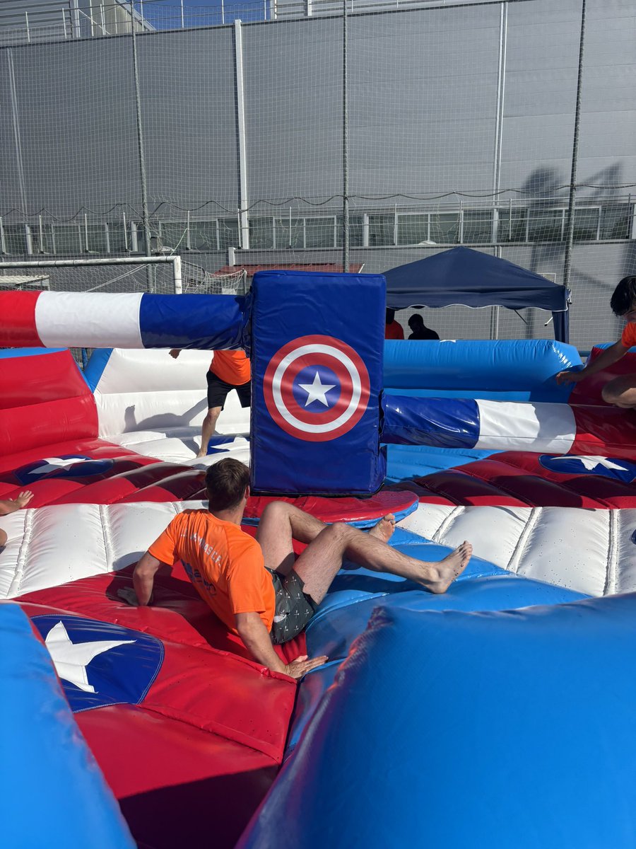 UDlasmatasCF tweet media