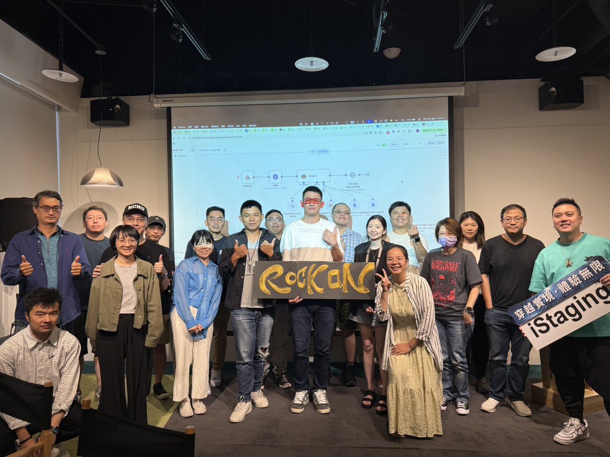 fruitedu's tweet photo. First #N8N Workshop Done At Taipei Arena 🫡

⚡️ @n8n_io ⚡️ https://t.co/mXH5hgTnxW