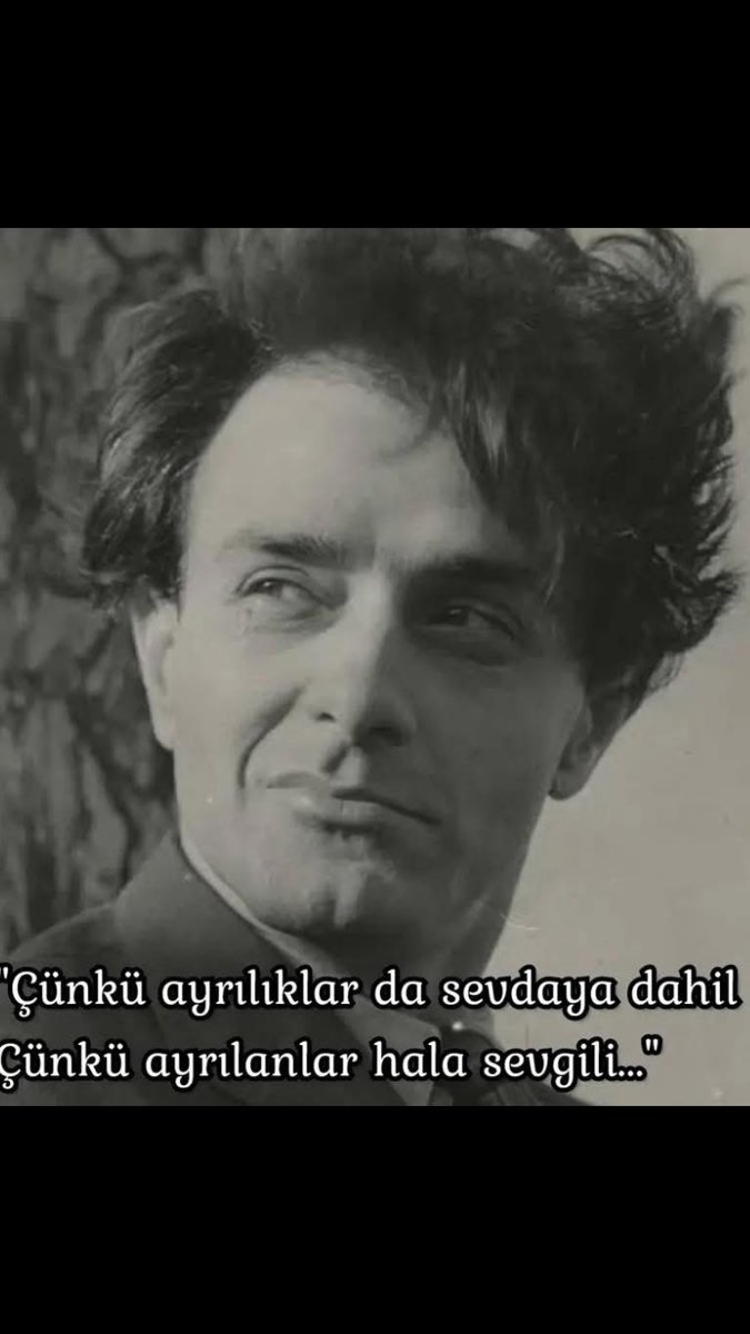 .🕊📚💐Çünkü ayrılıklar da sevdaya dahil,çünkü ayrılanlar hala sevdalı…
#Attilaİlhan/Şair
..
Bu şehir o eski
İstanbul mıdur?
Karanlıkta bulutlar 
parçalanıyor
Sokak lambaları birden
yanıyor
Kaldırımda yağmur
kokusu.
Ben sana mecburum
sen yoksun. #AttilaİLHAN💙
Saygı,sevgiyle💐