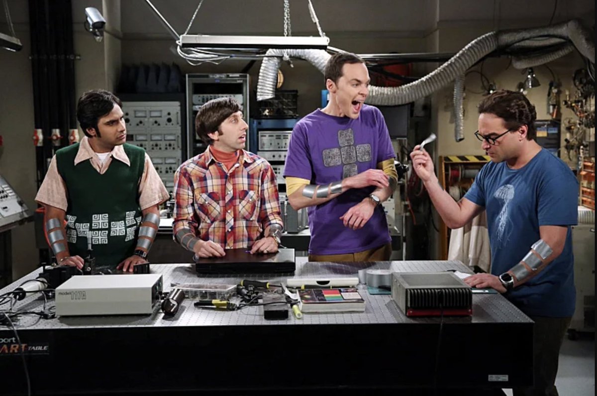 tracyybu's tweet photo. rewatching the episode where the 4 guys in big bang theory try to work on a project together but end up procrastinating felt like watching my brain play out in sitcom form 

https://t.co/zfgMmrQ5wl https://t.co/ru13qyvIaO