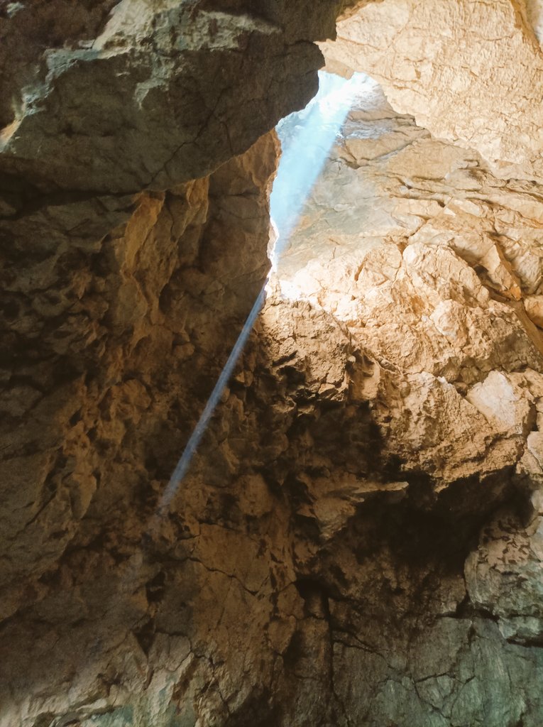 MoisslC's tweet photo. Jäger des verlorenen #Bitcoin Schatzes!
Höhle "Steinerner Kaser" am Untersberg https://t.co/rnI7pNyQgr